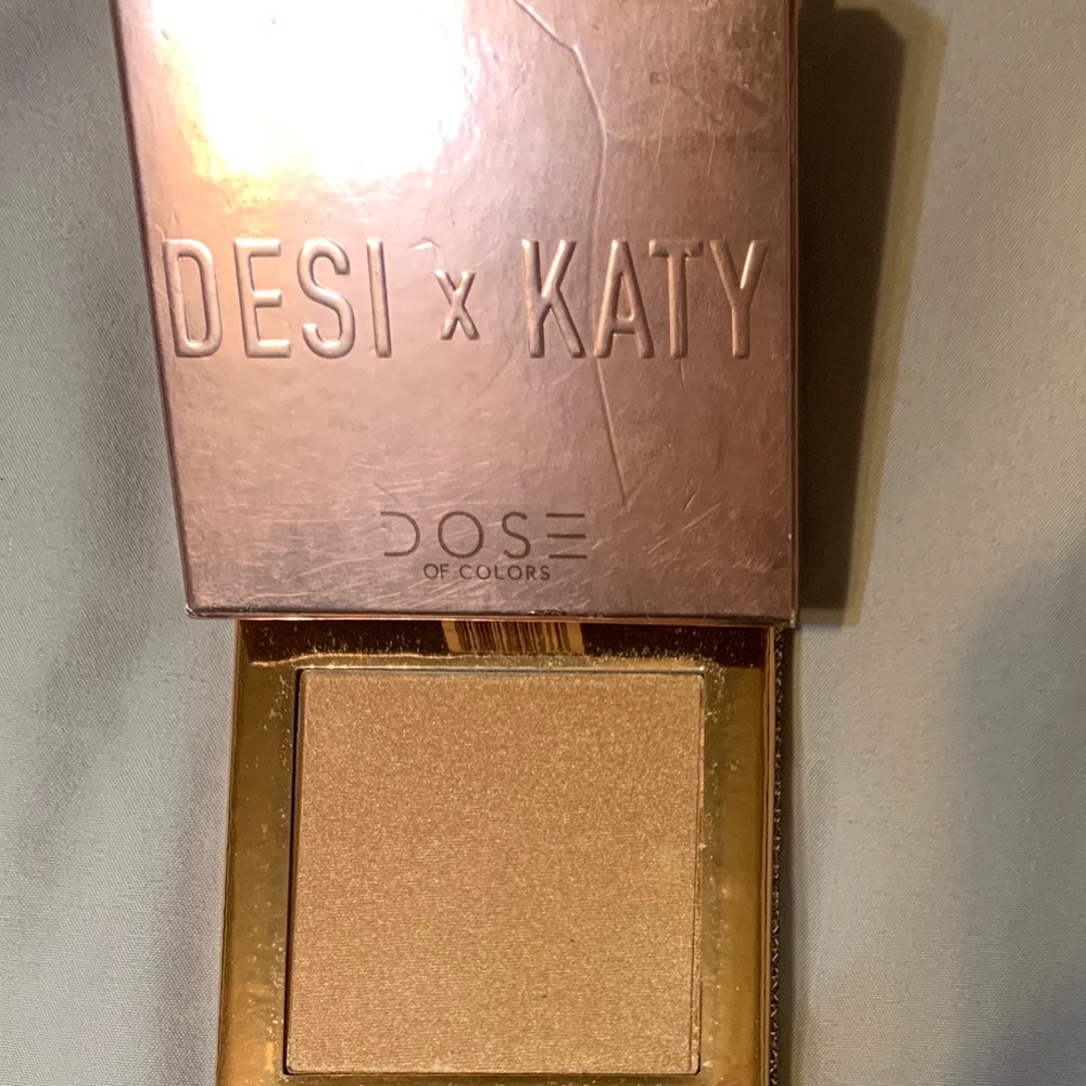 Dose of Colors Fugo Highlighter